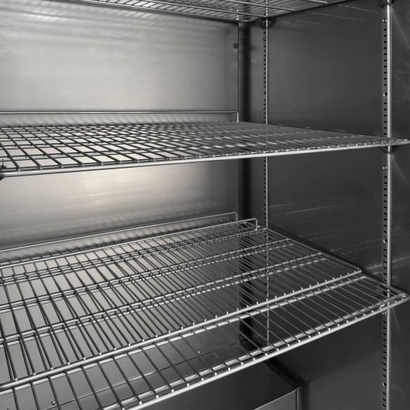 Enfriador de botellas GN2/1 TEFCOLD UR600SS