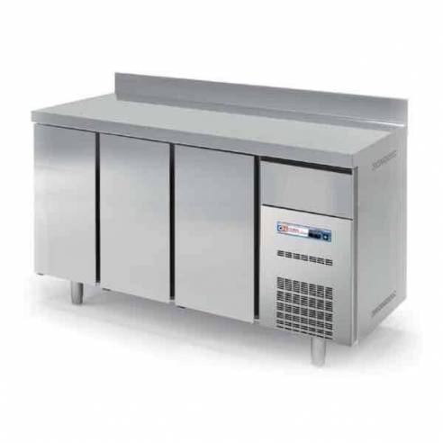Hostelbar- Frente mostrador refrigerado FMCH-200 Snack 3 puertas acero inox