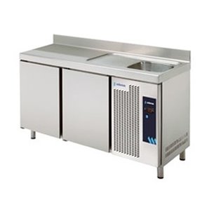 Mesa Refrigerada Gastronorm con Fregadero Serie GN 1/1 2 Estantes 2 Puertas Opacas 290 litros MPGF-135 HC Edenox